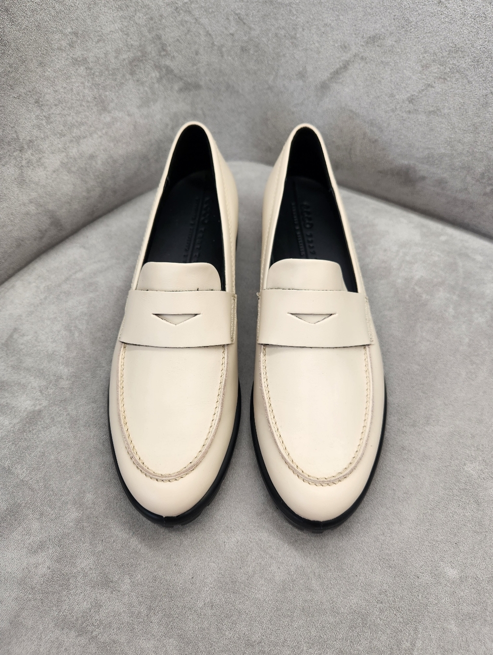 Ecco Dress Loafers Women's 9.5 Ivory Leather Modtray Penny Chunky Lug New $180